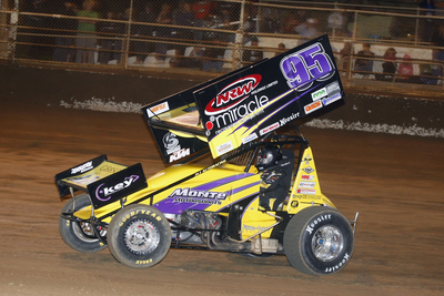 Ryan Farrell leads the points in Darwin Ryan Farrell leads the points in Darwin