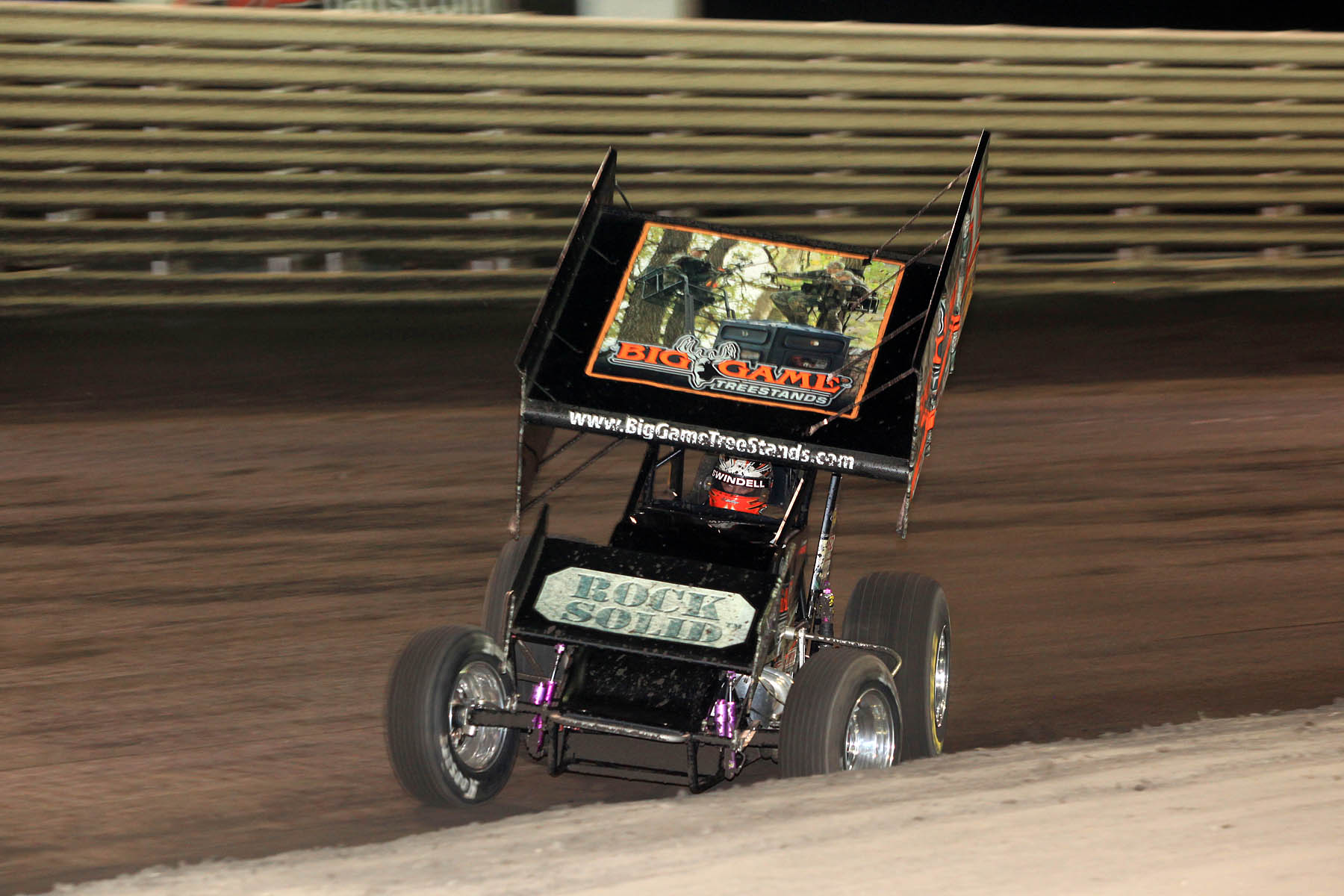 Swindell streaks to Knoxville night two win Swindell streaks to Knoxville night two win