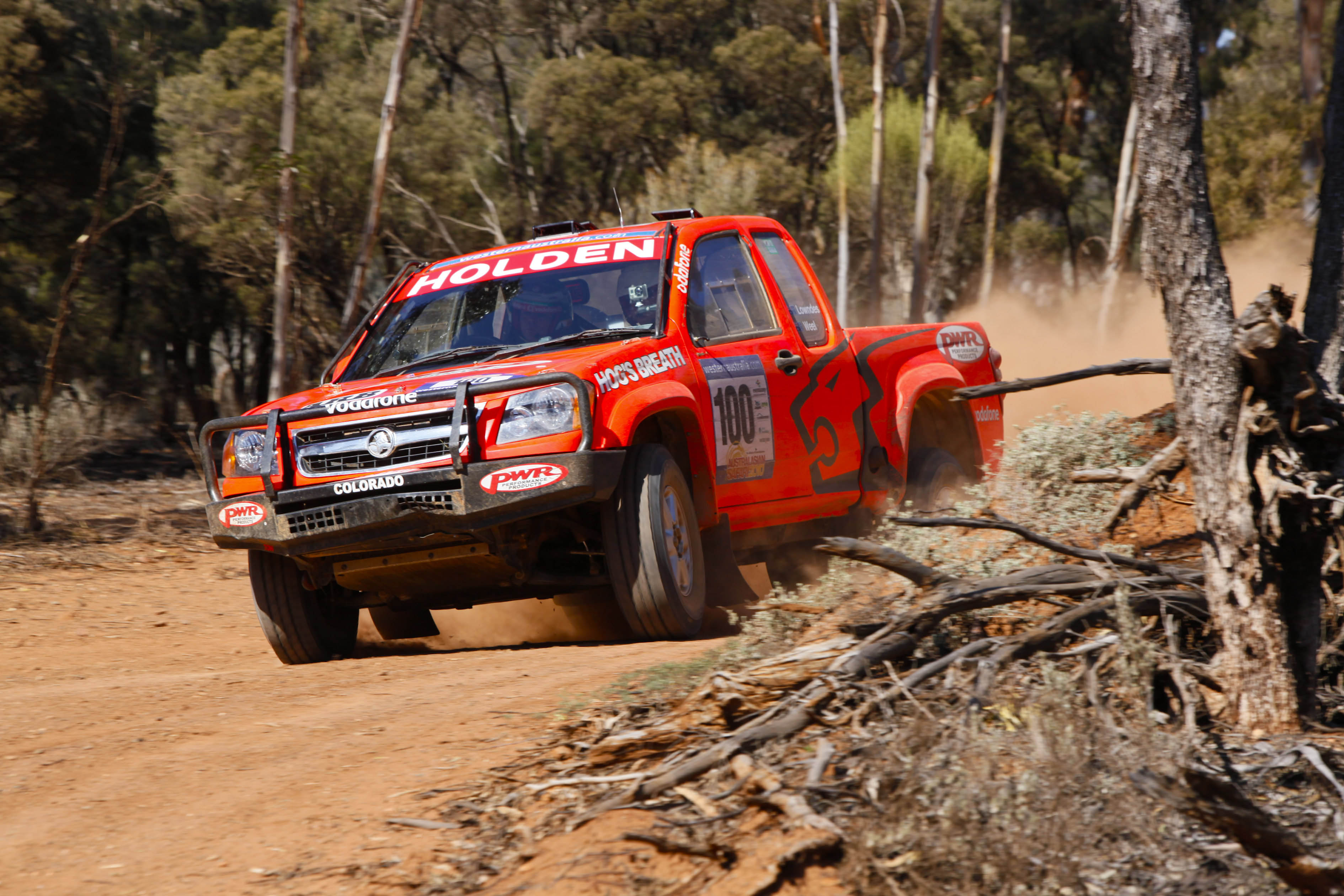 Craig Lowndes untouchable in Safari Craig Lowndes untouchable in Safari