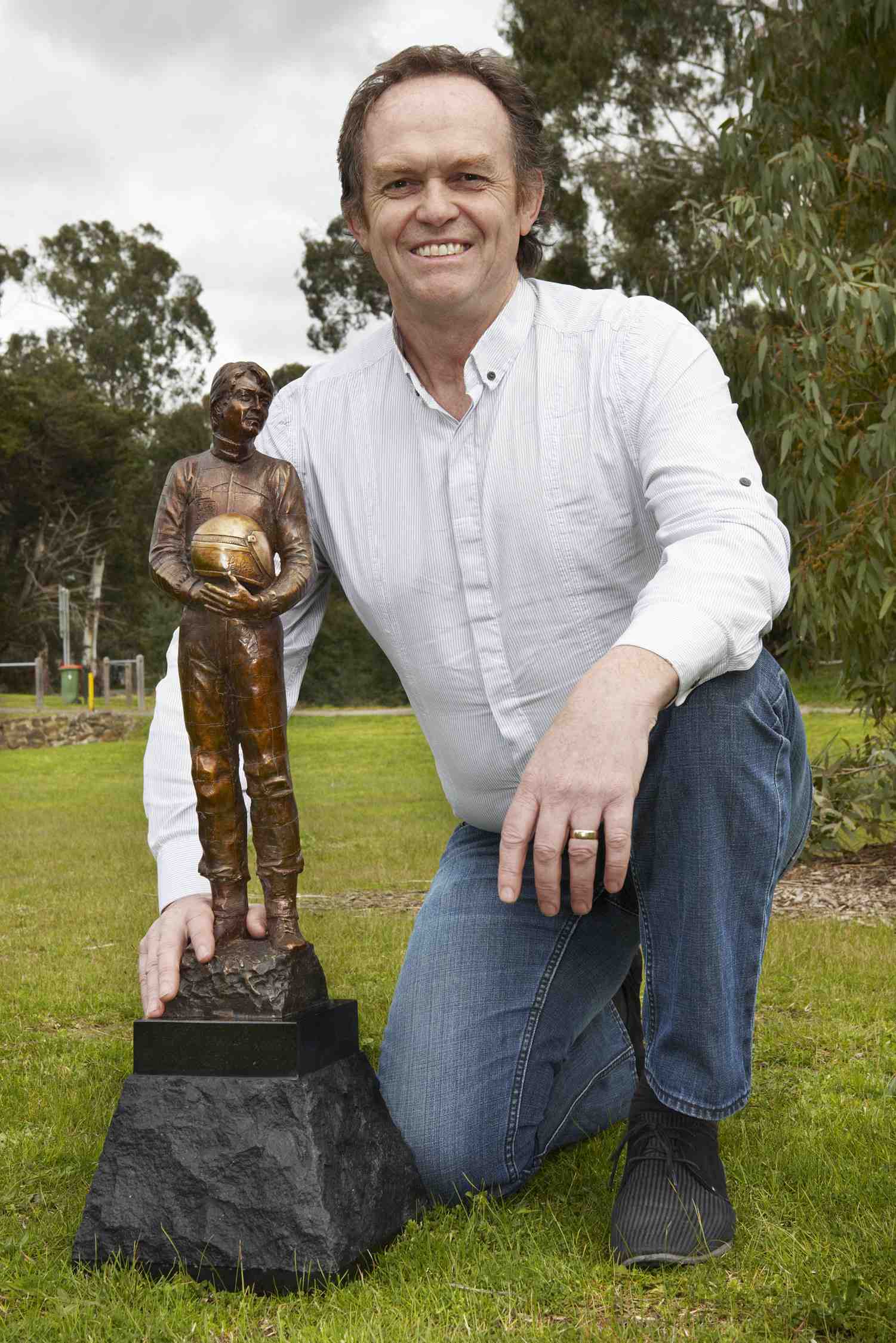 Peter Brock immortalised with bronze statue Peter Brock immortalised with bronze statue