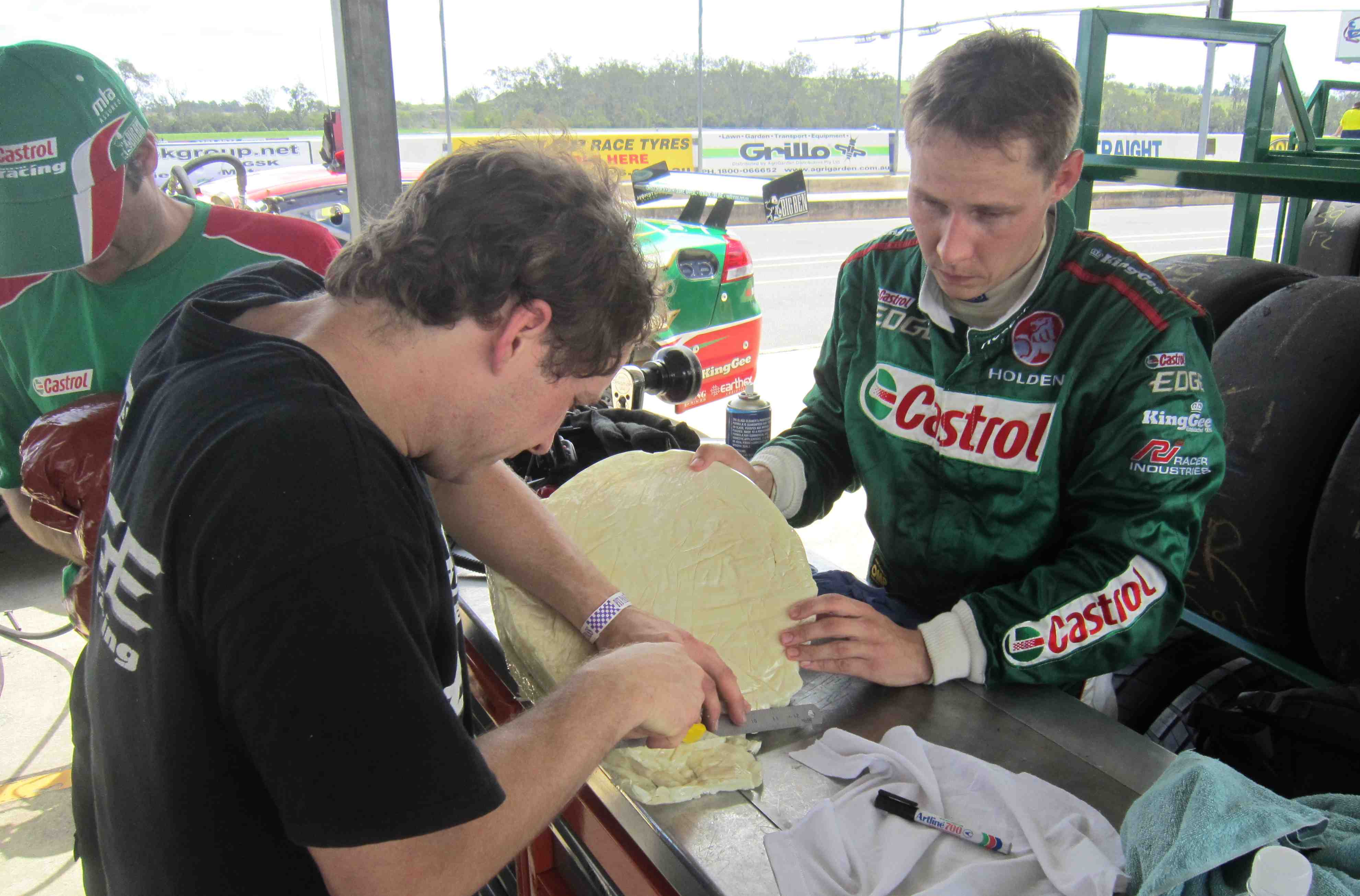 Simonsen gets back into V8 mode with test Simonsen gets back into V8 mode with test