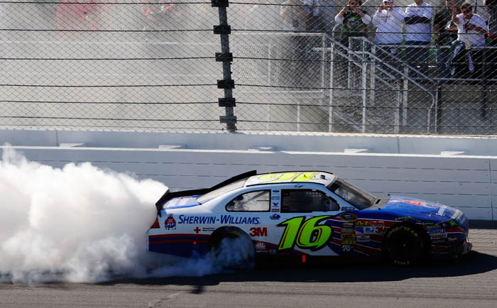 Greg Biffle takes Ford’s money in Kansas Greg Biffle takes Ford’s money in Kansas