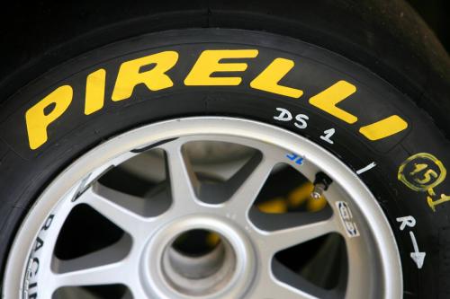 Pirelli completes final test of 2010 Pirelli completes final test of 2010