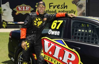 thumb Steve Owen is all smiles with his 2011 V8 Supercars driver