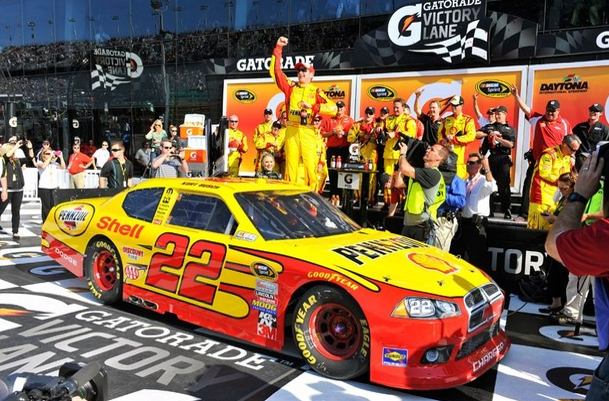 Busch and Burton win Duels at Daytona Busch and Burton win Duels at Daytona