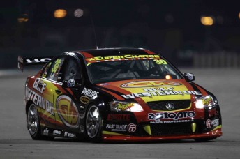 thumb Warren Luff in the Gulf Western Oils Commodore VE at Abu Dhabi