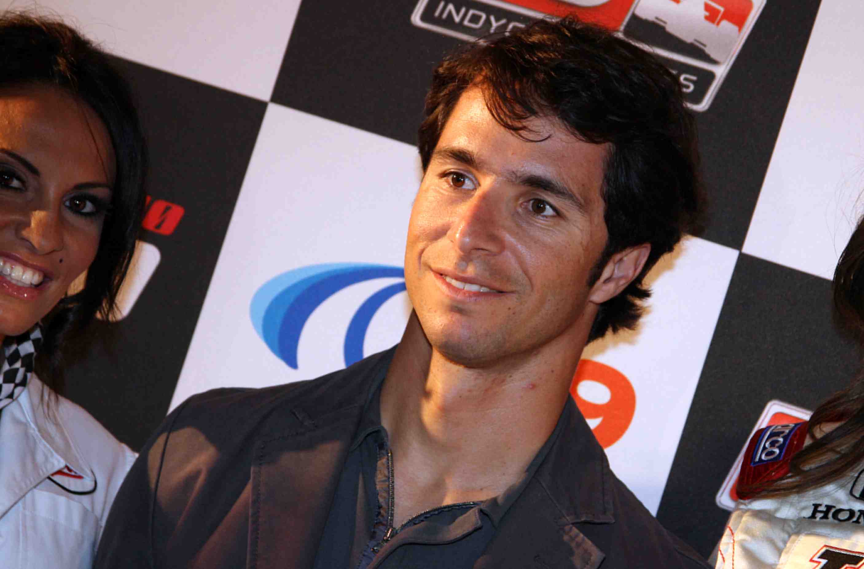 Bruno Junqueira secures Indy 500 seat Bruno Junqueira secures Indy 500 seat