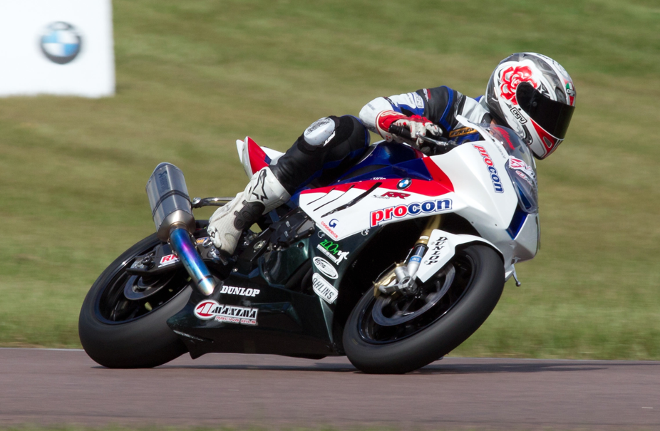 Allerton dominates Superbike Race 2 Allerton dominates Superbike Race 2