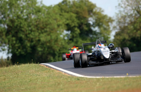 Pye struggles as Magnussen takes first wins Pye struggles as Magnussen takes first wins