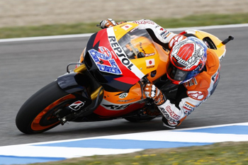 Stoner sets benchmark at Le Mans Stoner sets benchmark at Le Mans