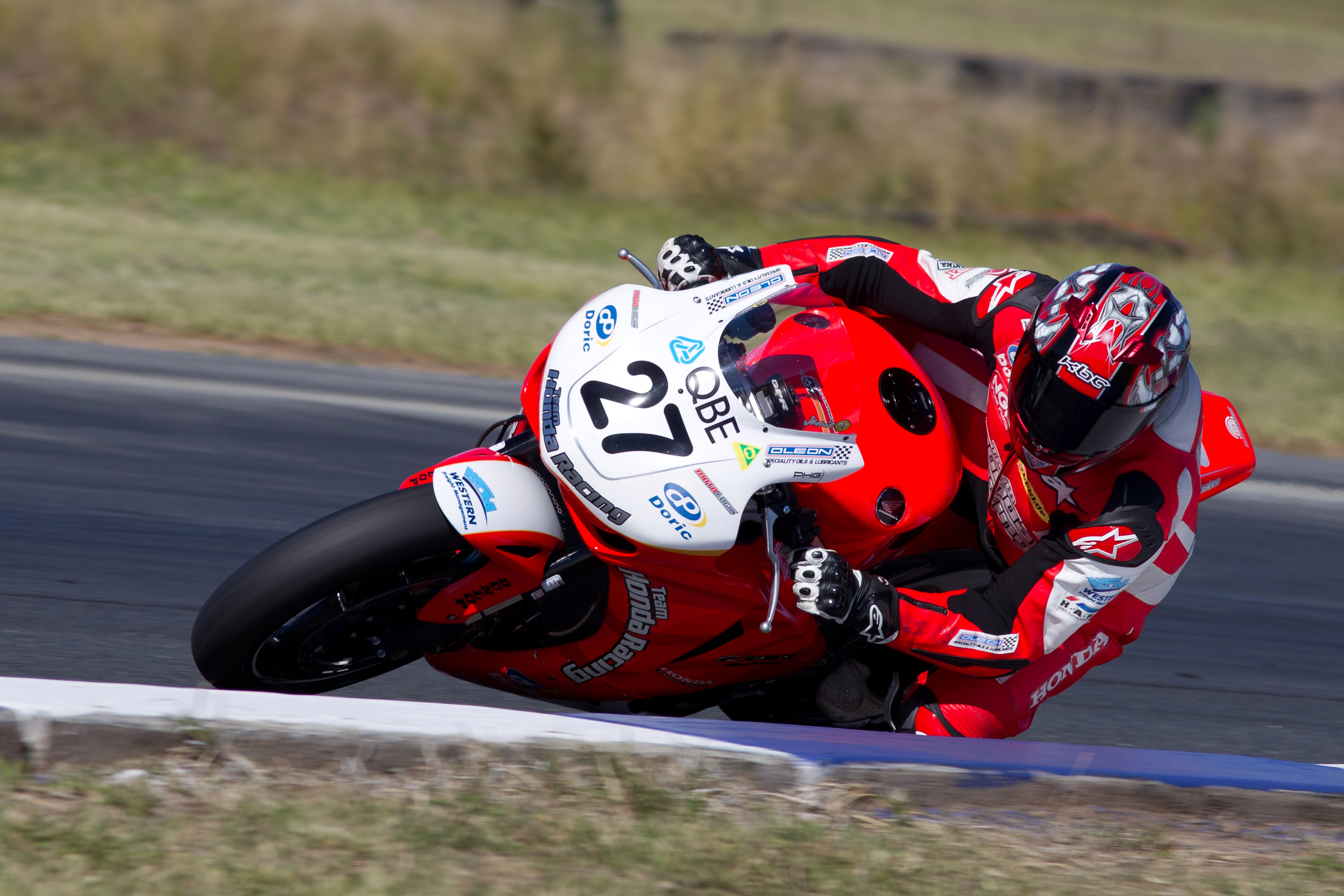 Stauffer takes Superpole in Queensland Stauffer takes Superpole in Queensland