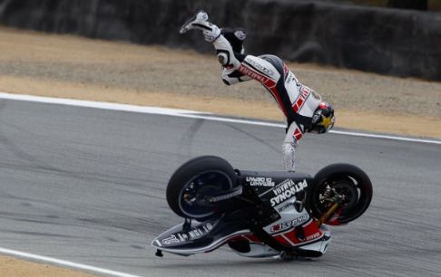 Lorenzo on pole despite major crash Lorenzo on pole despite major crash