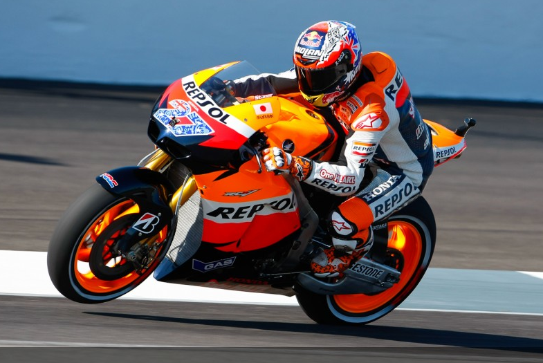 Casey Stoner scorches in hot Indy practice Casey Stoner scorches in hot Indy practice