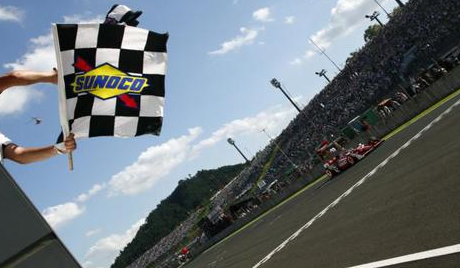 Dixon wins in Japan, Power takes title lead Dixon wins in Japan, Power takes title lead