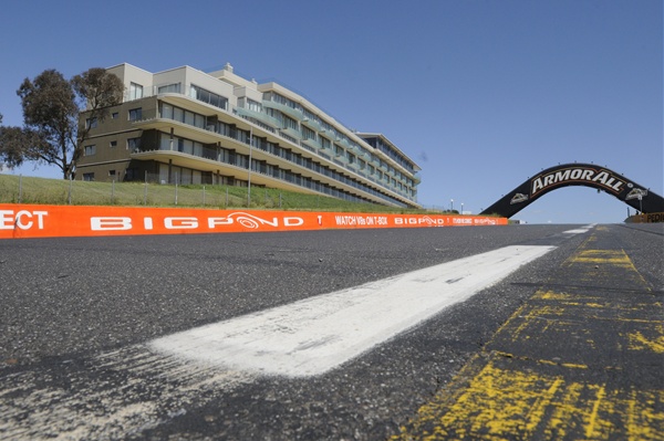 Mount Panorama Hotel sold Mount Panorama Hotel sold