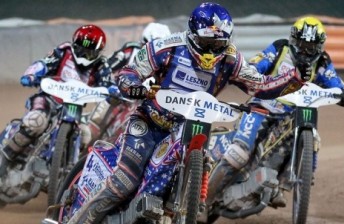 thumb Crump 344x224 Jason Crump stakes Championship claim with Danish win