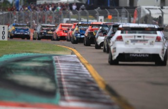 thumb v8 344x224 Auckland mayor forced to defend V8 Supercars funding process
