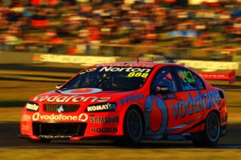 thumb 888 V8event8QR12 05309 344x229 Craig Lowndes takes Race 17 at Queensland Raceway