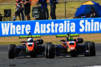 thumb V8event8QR12 03651 344x229 Winslow puts one hand on F3 crown with Ipswich win