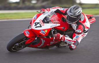 thumb maxwell pi qual 344x218 Wayne Maxwell takes wet pole at Phillip Island