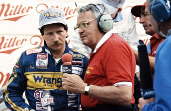 Economaki with Dale Earnhardt Sr 344x224 Legendary motor sports commentator dies