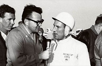 Economaki with Stiling Moss 344x224 Legendary motor sports commentator dies
