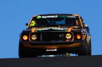 thumb V8sevent11Bath012 00322 344x229 Bowe takes pole for Bathurst Touring Car Masters