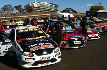 thumb bathurst dummy grid 344x228 Harris and Fisher share spoils in V8 Utes