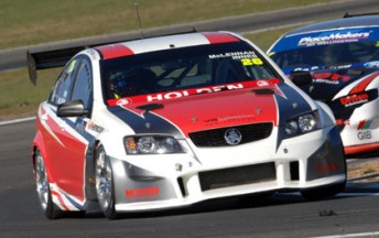 thumb mclennan 344x216 Cam Waters close to securing V8 SuperTourers drive