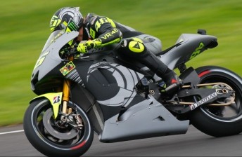 thumb Rossi Yamaha test2 344x224 Rain ruins Rossis return to Yamaha