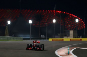 thumb hamilton 344x224 Hamilton beats Red Bulls to Abu Dhabi pole