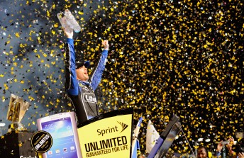 Johnson wins his sixth NASCAR title Jimmie the champ 344x223 Johnson wins his sixth NASCAR title