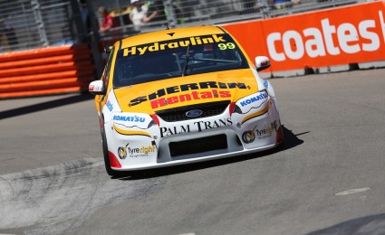 Steve Owen claims final Dunlop Series race Steve Owen claims final Dunlop Series race