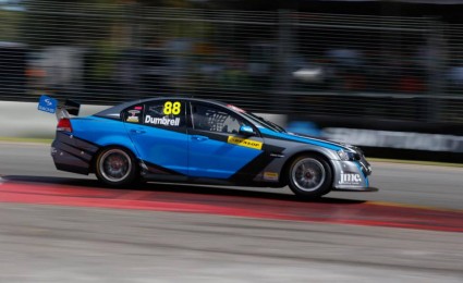 Dumbrell wins as Waters and Walsh collide Dumbrell wins as Waters and Walsh collide