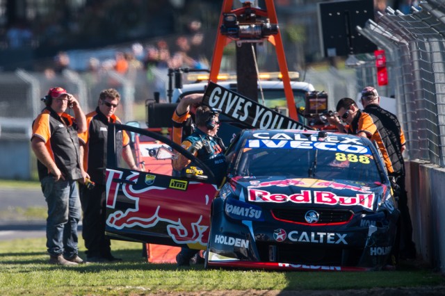 Recovery crews tend to Lowndes' car