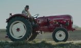 VIDEO: Porsche send message to Audi