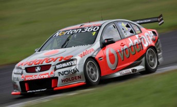 thumb Jamie Whincup in his brand-new #1 TeamVodafone Holden Commodore VE