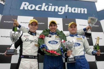 thumb Scott Pye with double race winner Tio Ellinas and Antti Buri