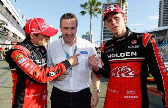 hrt styring Take that Ford! Cameron McConville and Garth Tander in pitlane with Ford Motorsport manager Chris Styring