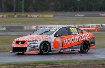 thumb Enzo Pastor cutting laps of Queensland Raceway