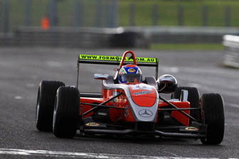 thumb Chris Gilmour at Sandown Raceway