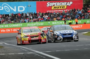 thumb Cars #200 and #9 were both in the wars at Bathurst