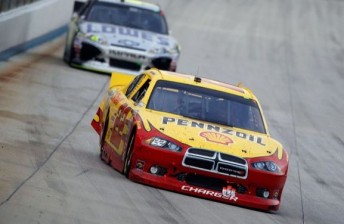 thumb Busch leads Johnson late in the going