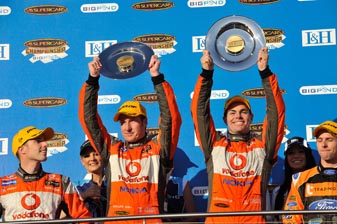 thumb Mark Skaife and Craig Lowndes