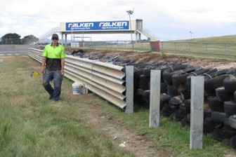 thumb The new armco fence at Symmons Plains Raceway