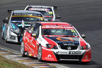 thumb Greg Murphy on his way to round victory at Hampton Downs in the New Zealand V8 SuperTourers