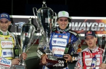 thumb Chris Holder flanked by shellshocked Poles Tomasz Gollob (L) and Jarek Hampel