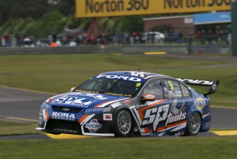 thumb Shane van Gisbergen