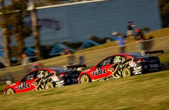 thumb The Holden Racing Team's Garth Tander and James Courtney run nose-to-tail