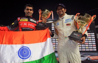 thumb Chandhok (left) and Karthikeyan on the ROC Asia podium